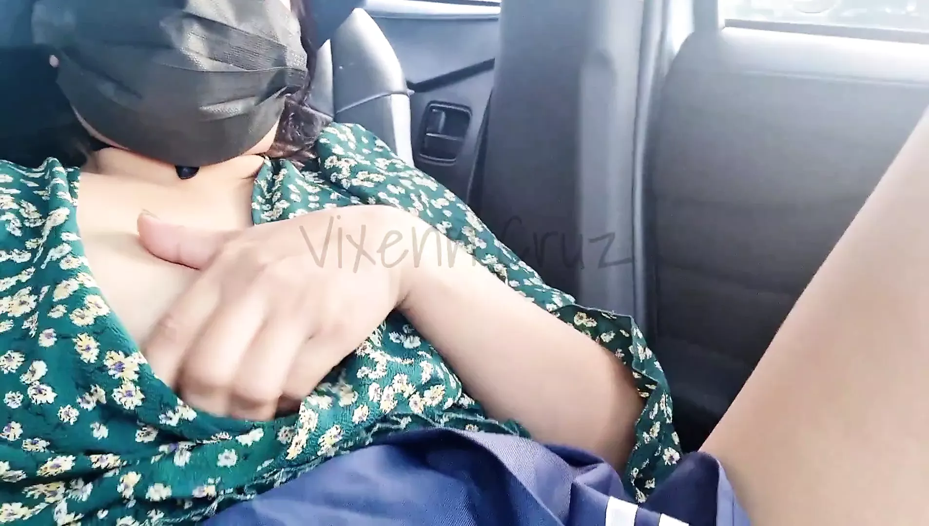 Public Fingering Inside the Car – Boyfriend’s Request – Wet Pussy