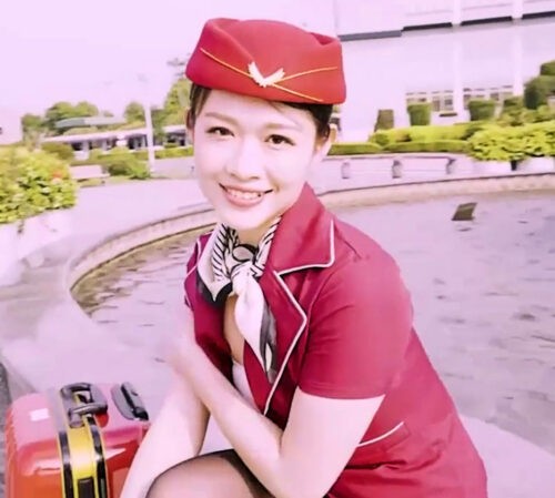 Стюардесса из Азии #rWWia4aS