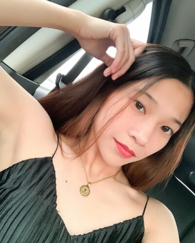 Yummy pinay shows off her sliky smooth armpits and body #5PvVMctJ