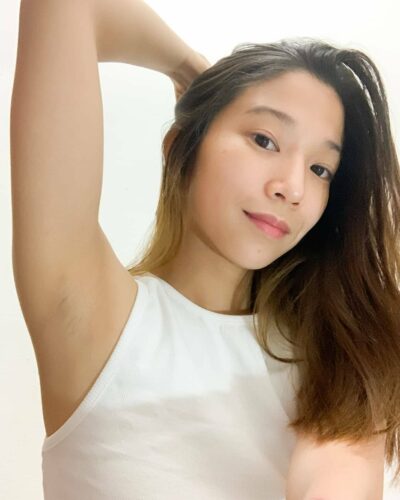 Yummy pinay shows off her sliky smooth armpits and body #P1q68y78